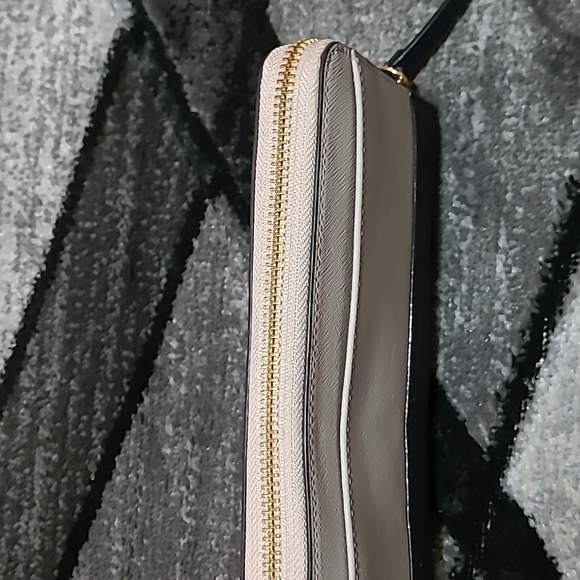 Kate Spade ♠️ Large Continental Crosshatch Cow-leather Wallet - Picture 5 of 15